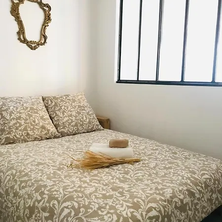 La Cassy - Sleep In Apartment *